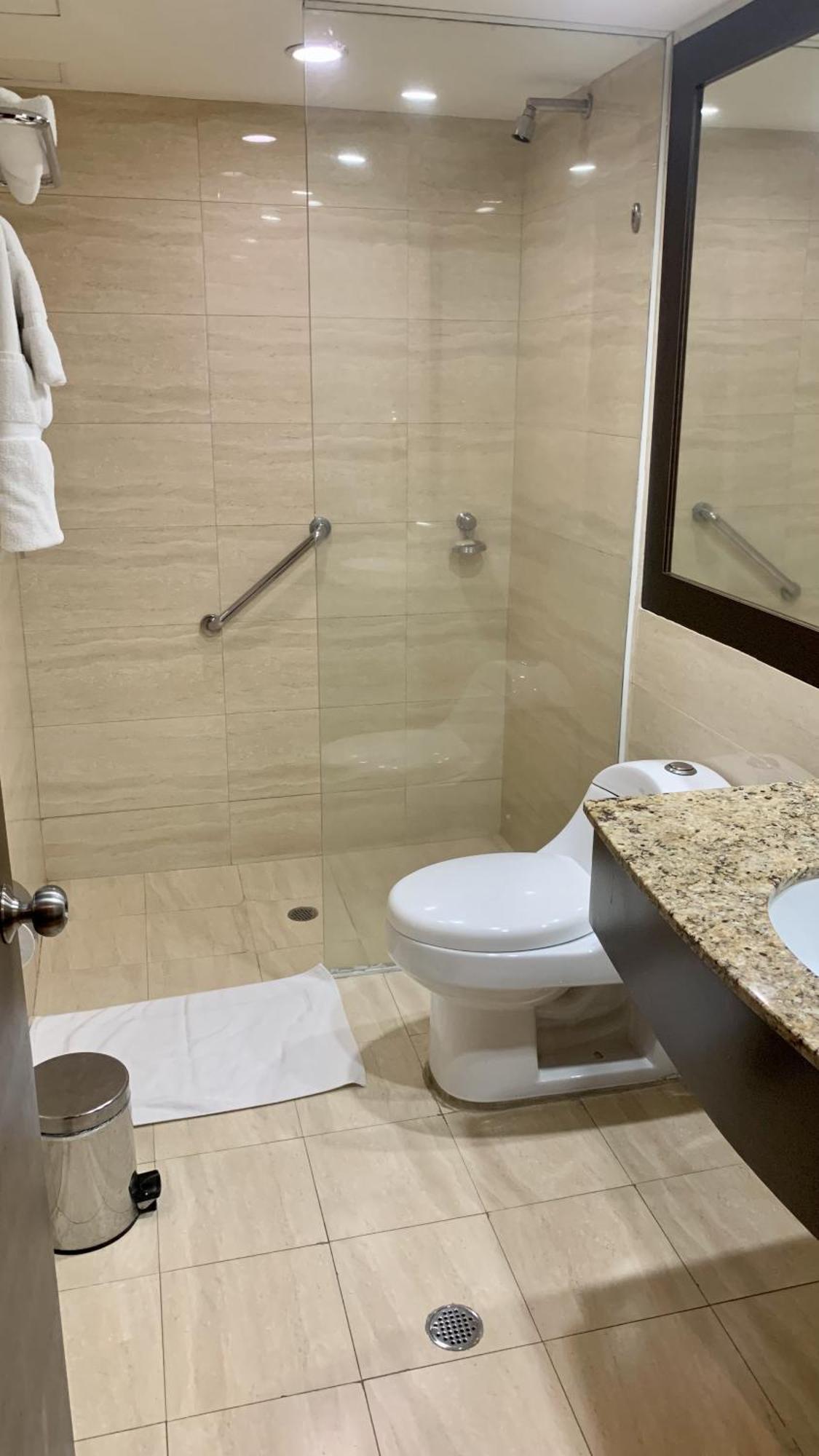 Chacao Hotel